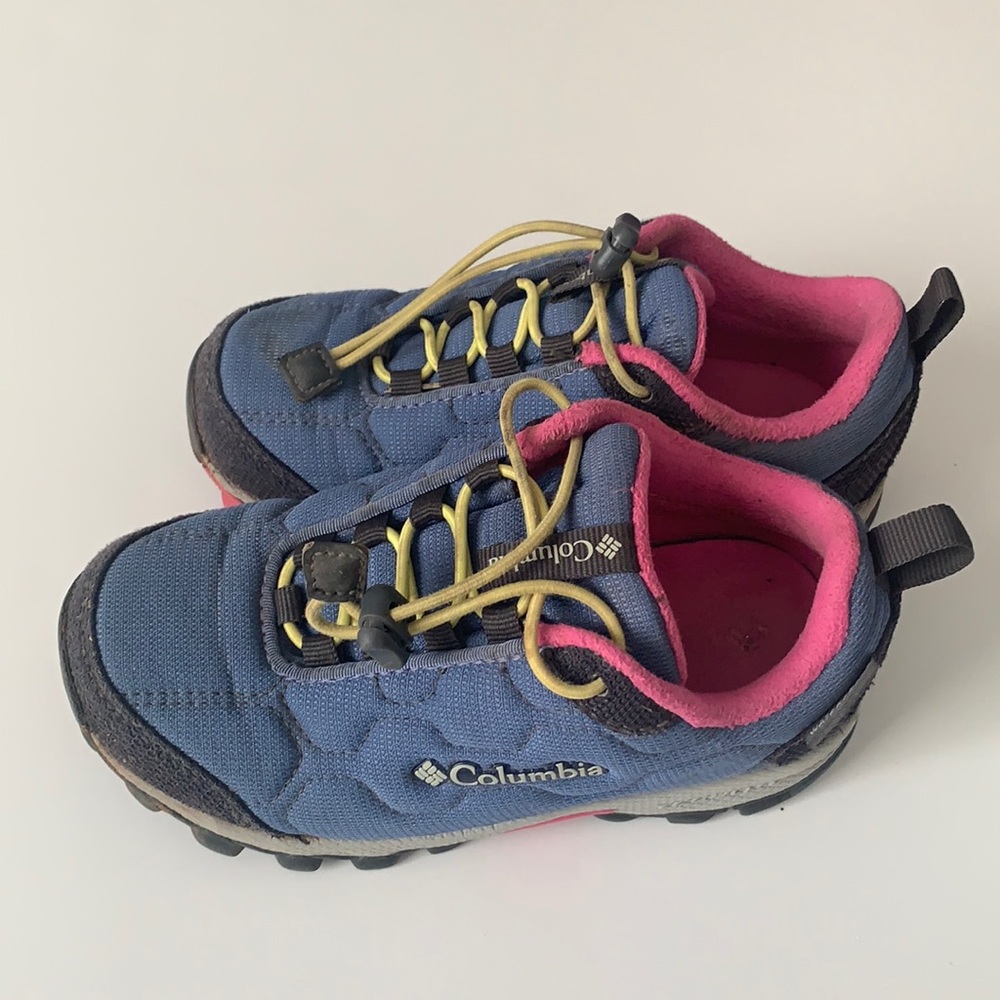 Columbia hiking shoes, toddler